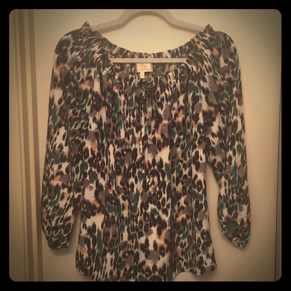 Collective concepts animal print peasant top